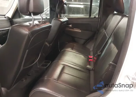 2012 Jeep Liberty Limited Jet Edition z USA, uszkodzony, nr VIN 1C4PJMFK2CW122842